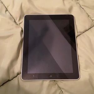 IPad 2nd Generation - 16gb - WiFi/ATT Cellulal